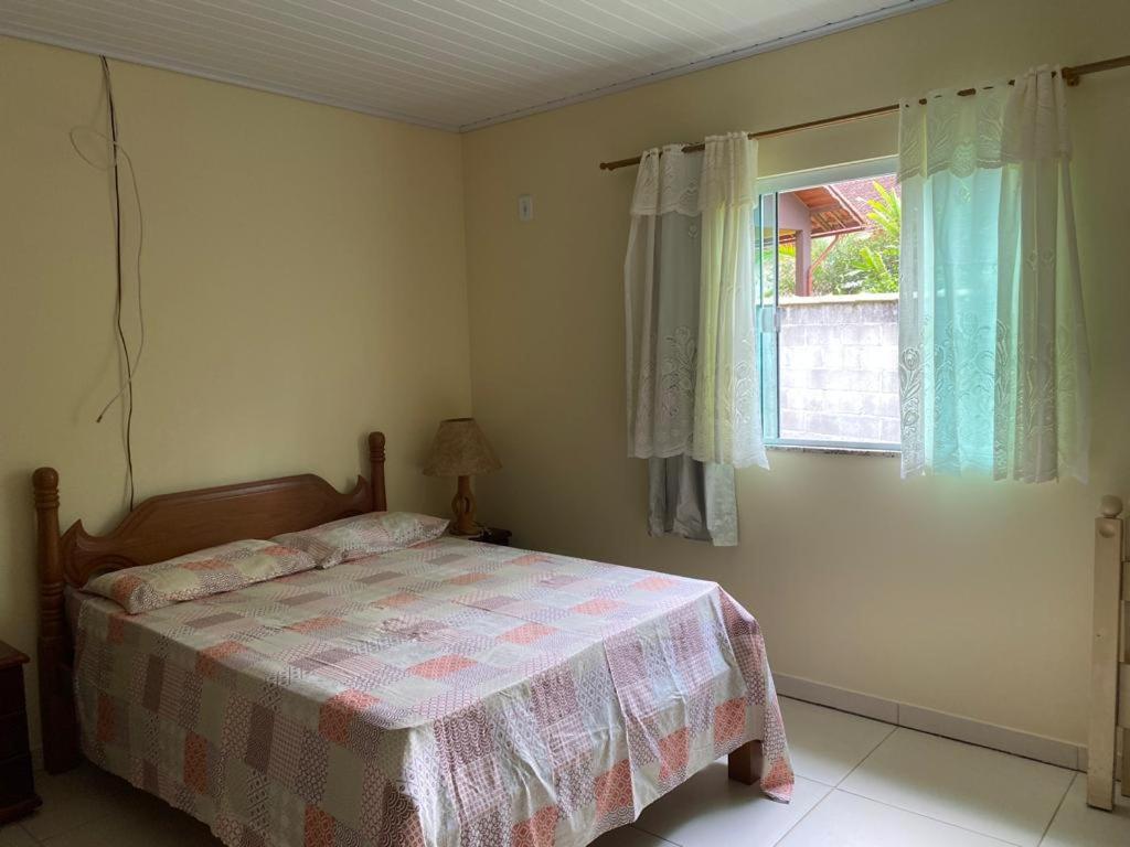 Lumiar Casa Solar Churrasqueira Com 3 Quartos Sendo Um Suite Arejada, Jardim A 700M Do Centro Екстериор снимка
